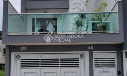 Casa com 3 quartos à venda na Rua Maria Aparecida Lila Montovani Ortiz, 60, Jardim Guapituba, Mauá, 336 m2 por R$ 1.150.000