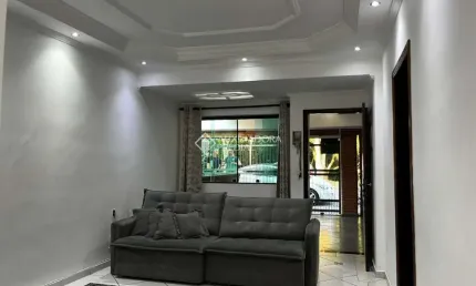 Casa com 4 quartos à venda na Rua Itacolomi, 94, Vila Curuçá, Santo André, 221 m2 por R$ 852.000