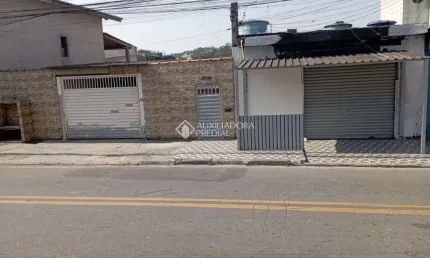 Casa com 2 quartos à venda na Avenida Barão de Mauá, 6294, Jardim Itapeva, Mauá, 329 m2 por R$ 390.000
