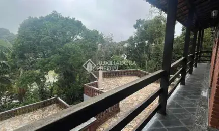 Casa com 4 quartos à venda na Padre Bento Dias Pacheco, 459, Dos Finco, São Bernardo do Campo, 400 m2 por R$ 1.200.000