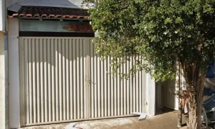 Casa com 2 quartos à venda na Lucy Serillo, 2009, Cidade Aracy, São Carlos, 98 m2 por R$ 150.000