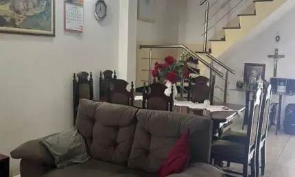 Casa com 3 quartos à venda na Lorena, 44, Vila Iapi, Taubaté, 130 m2 por R$ 450.000