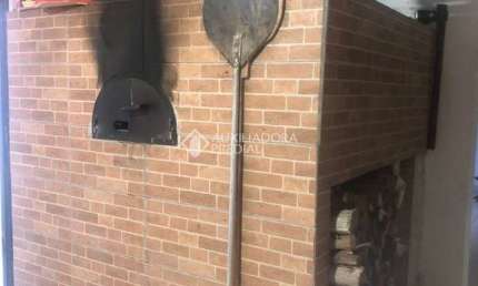 Casa com 3 quartos à venda na Projetada Um, 480, Conjunto Habitacional Água Quente, Taubaté, 100 m2 por R$ 145.000
