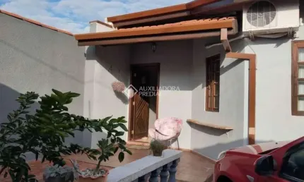 Casa com 2 quartos à venda na Rua José Pereira de Farias, 71, Residencial Estoril, Taubaté, 124 m2 por R$ 415.000