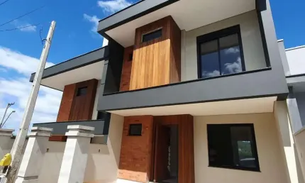Casa com 3 quartos à venda na dos Canários, 182, Vila Paraíso, Gravataí, 109 m2 por R$ 749.900
