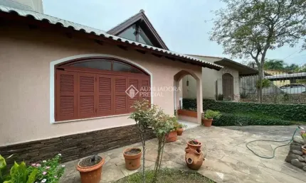 Casa com 3 quartos à venda na Rua Engenheiro José M Vianna, 262, Centro, Gravataí, 215 m2 por R$ 850.000