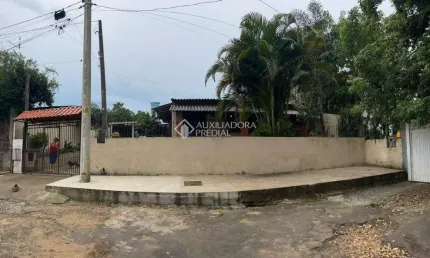 Casa com 2 quartos à venda na Argentina, 100, Barnabé, Gravataí, 210 m2 por R$ 375.000