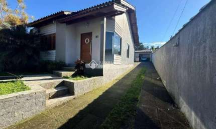 Casa com 3 quartos à venda na Vítor Vargas, 99, Monte Belo, Gravataí, 64 m2 por R$ 425.000