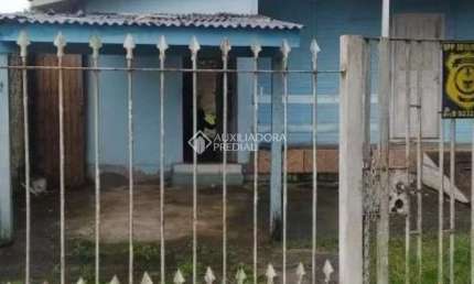 Casa com 2 quartos à venda na Rua Espírito Santo, 327, Parque Espírito Santo, Cachoeirinha, 65 m2 por R$ 196.100