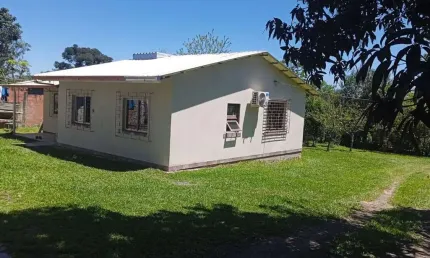 Casa com 3 quartos à venda na avelino f selbach, 40, costa verde (itacolomi), gravataí, 88 m2 por r$ 200.000