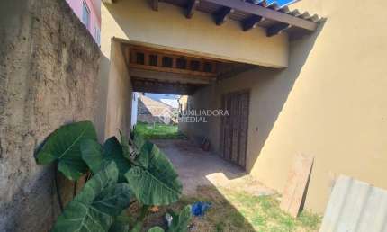 Casa com 2 quartos à venda na Nércio Xavier, 122, Vila Carlos Antônio Wilkens, Cachoeirinha, 80 m2 por R$ 235.000