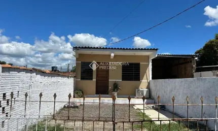 Casa com 2 quartos à venda na Conceição, 115, Castelo Branco, Gravataí, 63 m2 por R$ 250.000