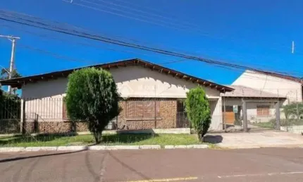 Casa com 3 quartos à venda na Rua Bernardino de Oliveira Fonseca, 1, Centro, Gravataí, 190 m2 por R$ 850.000