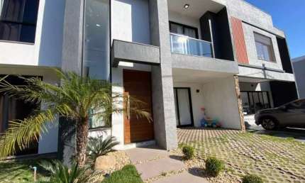 Casa em condomínio fechado com 3 quartos para alugar na Rua Tancredo Neves, 990, Jansen, Gravataí, 118 m2 por R$ 6.100
