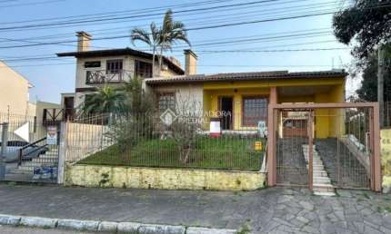 Casa com 4 quartos à venda na dos Cardeais, 1, Diva Lessa de Jesus, Gravataí, 191 m2 por R$ 580.000