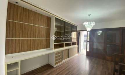 Casa com 3 quartos para alugar na Rua Luiz Arlindo Jaeger, 166, Salgado Filho, Gravataí, 300 m2 por R$ 4.560
