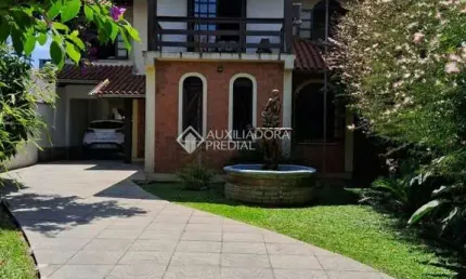 Casa com 3 quartos à venda na Rua Walmor M. de Souza, 307, Central, Gravataí, 263 m2 por R$ 1.380.000