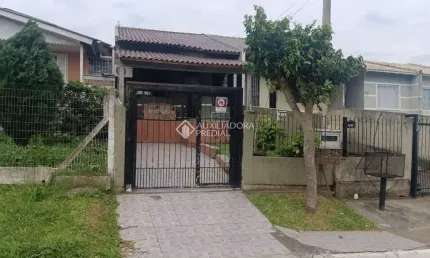 Casa com 2 quartos à venda na Bertoldo Schneider, 220, Rincão da Madalena, Gravataí, 55 m2 por R$ 260.000