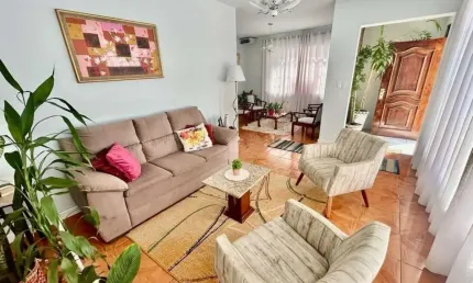 Casa com 3 quartos à venda na Rua Elesbão Pinto da Luz, 962, Jardim Atlântico, Florianópolis, 243 m2 por R$ 950.000