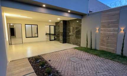 Casa com 3 quartos à venda na Rua F54, 14, Setor Faiçalville, Goiânia