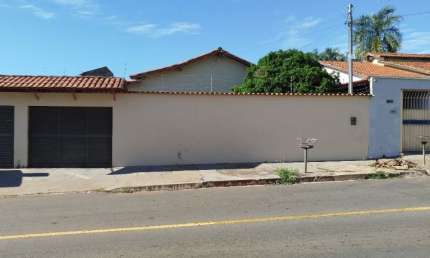 Casa 4 Quartos Village Garavelo Aparecida de Goiânia