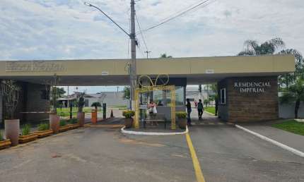Casa 3 Quartos com 1 Suíte Condomínio Imperial Trindade
