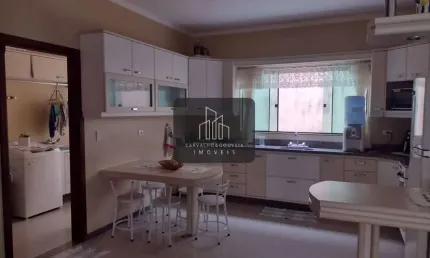EXCELENTE CASA À VENDA NO PARQUE VIVALDI LEITE RIBEIRO