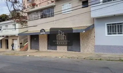 CASA COM PONTO COMERCIAL À VENDA NO BAIRRO APARECIDA