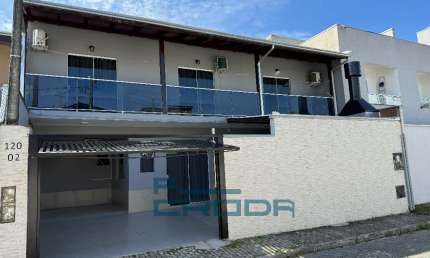 Casa com 3 quartos à venda na Rua 702, 120, Varzea, Itapema