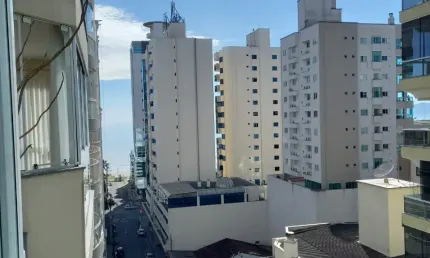 Apartamento com 3 quartos à venda na Rua 220, 160, Meia Praia, Itapema