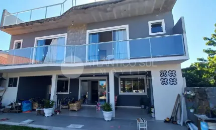 Casa triplex à venda na praia no balneário marissol em pontal do parana - pr