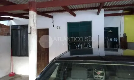 Casa a venda localizada região de moradores em praia de leste pontal do paraná