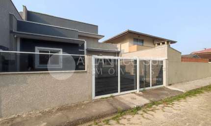 Casa à venda, qoo metros do mar em  IPANEMA, PONTAL DO PARANA - PR