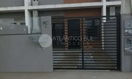 Casa com 2 quartos e 2 vagas de garagem, praia de leste, pontal do parana - pr