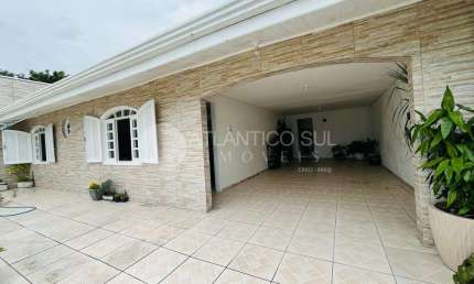 Casa para locação, com piscina, Carmery, PONTAL DO PARANA - PR