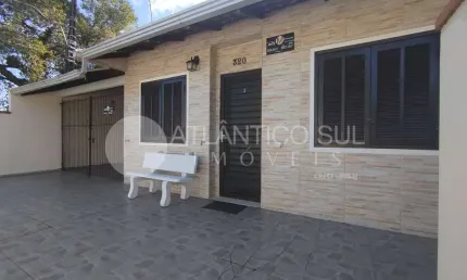 Casa de esquina com 2 quartos à venda, gaivotas, matinhos - pr