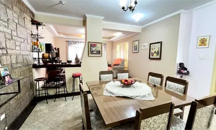 Casa com 3 quartos à venda em Jardim Novo Mundo - MG