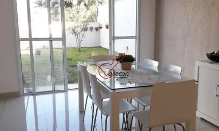 Sobrado 4 dormitórios à venda Urbanova São José dos Campos/SP