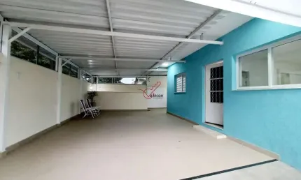 Sobrado 5 dormitórios à Venda no Jardim Uirá em São José dos Campos.
