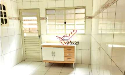 Casa com 2 Dormitórios à Venda na Vila Paiva em São José dos Campos.