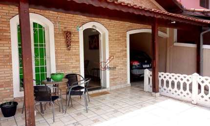 Casa com piscina à Venda no Jardim  Souto em São José dos Campos.