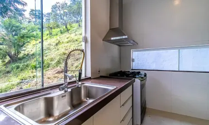 Casa com 436m² no melhor condomínio residêncial de Pendotiba.