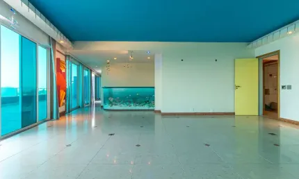 Cobertura linear com 425m² na avenida atlântica, vista panorâmica de 180º