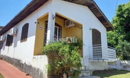 Casa para aluguel, com 184,75m², 2 quartos - Salgado Filho - Gravataí / RS por R$ 6.000,00