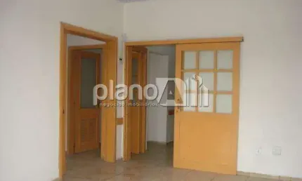 Loja para aluguel, com 200m², - Vila Imbuhy - Cachoeirinha / RS por R$ 7.000,00