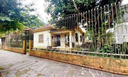 Casa Comercial para aluguel, com 325,75m², 3 quartos 1 suíte - Centro - Gravataí / RS por R$ 6.670,00