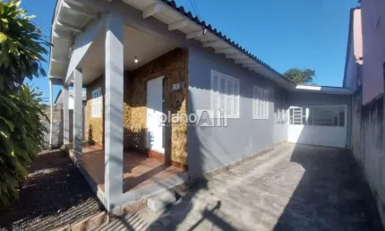 Casa para aluguel, com 99m², 3 quartos - Parque Florido - Gravataí / RS por R$ 2.100,00