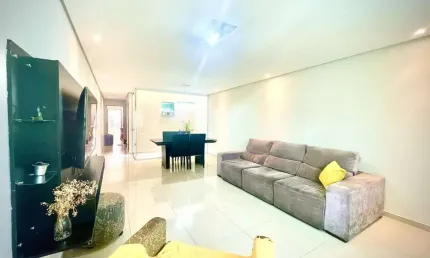 Casa tipo para venda em Vila Santa Clara com 3 quartos, sendo 2 suítes, 218m²