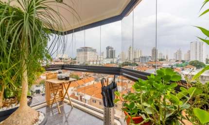 Apartamento tipo para venda com 3 quartos, sendo 1 suíte, 140m²