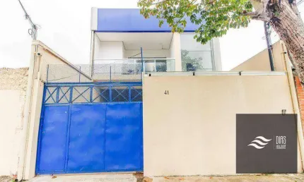 Casa comercial com 7 salas para alugar na Rua Uparoba, Guaiaúna, São Paulo